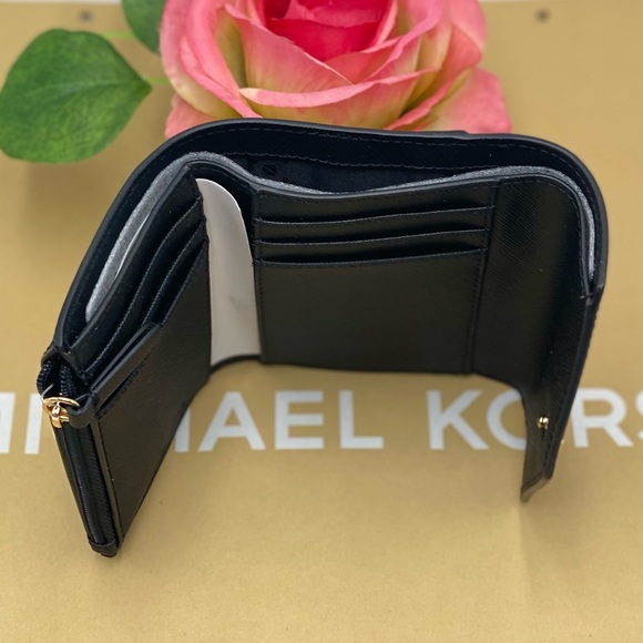 Michael Kors Small Trifold Wallet - Picture 4 of 11